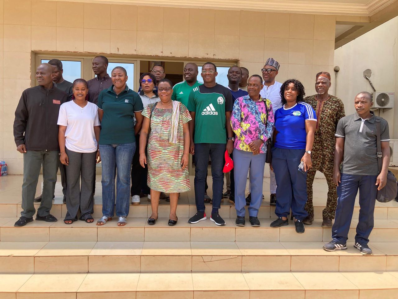  une séance de sensibilisation sur le cancer du sein, du col de l’utérus et de la prostate